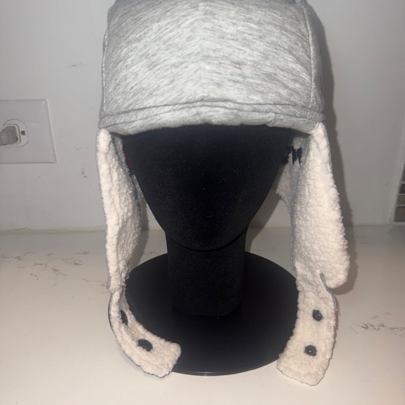 Beige and Grey Champion Logo Reversible Trapper Hat - Picture 6 of 9